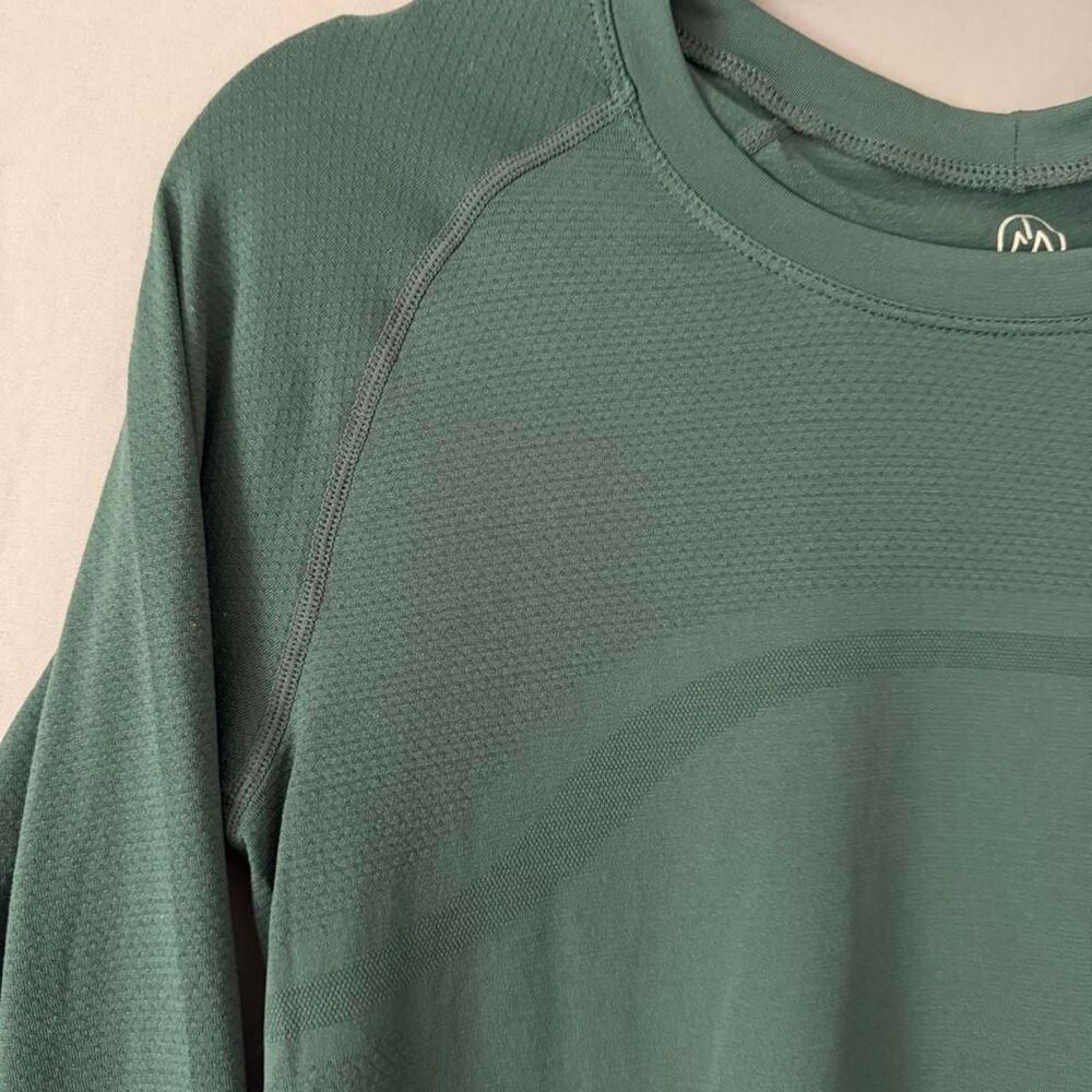 Unbranded Women's Green Top - Picture 2 of 5